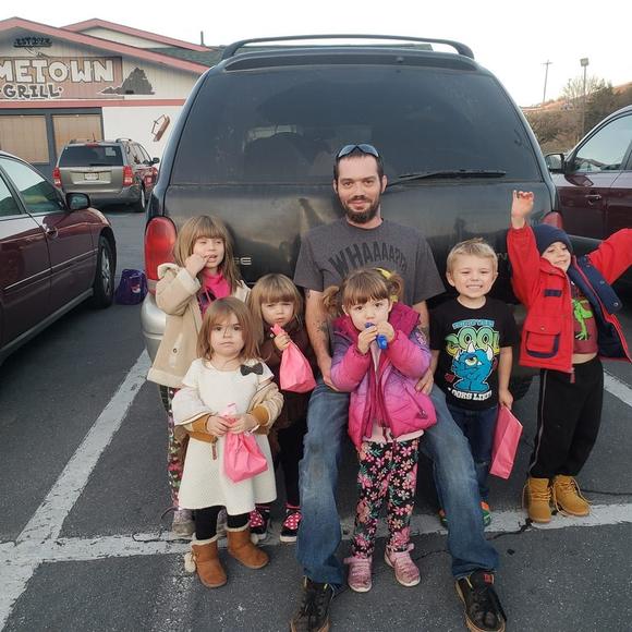 Meet your Posher, Kevin - Picture 1 of 1